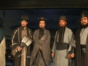 智勇双全，以诸葛亮黄忠刘备出装攻略（三国英雄胜者为王，战场上的终极杀招）